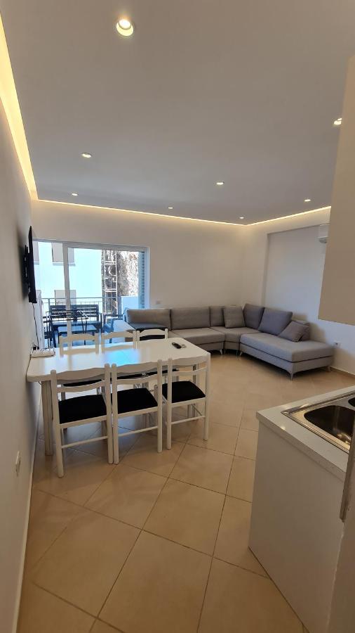 Sea And City View Apartment Sarandë Eksteriør billede