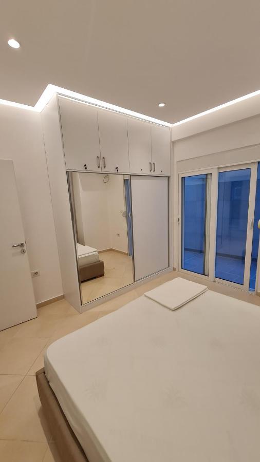 Sea And City View Apartment Sarandë Eksteriør billede